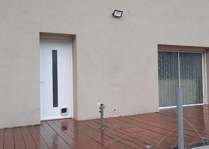 Maison D'hote Domoland Hotel *